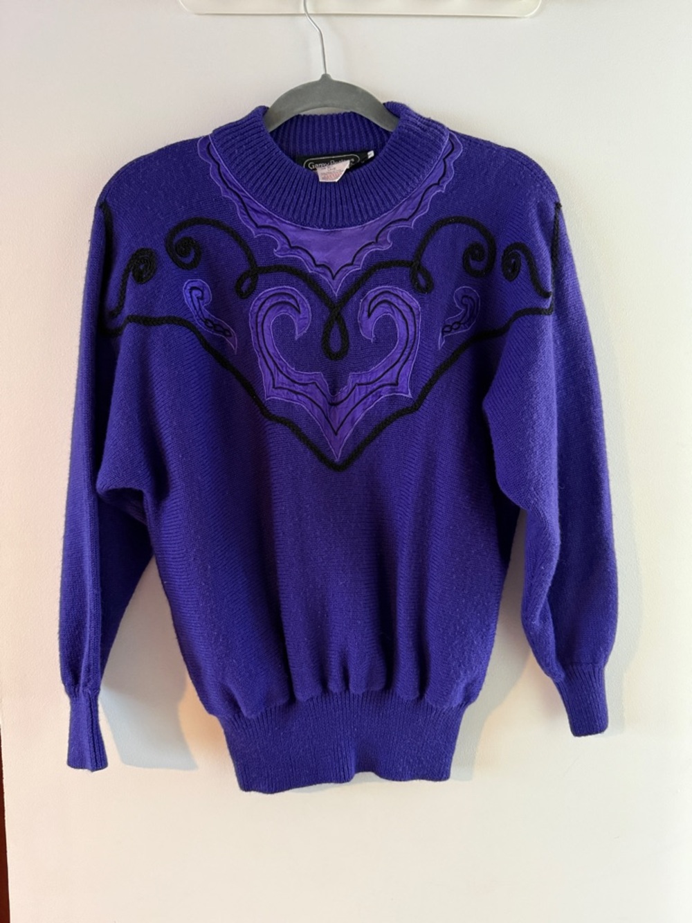 Vintage Purple Embroidered Women’s Sweater
